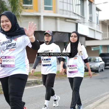 Runner Photo 8002337