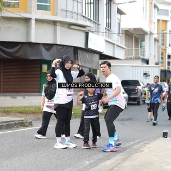 Runner Photo 8002359