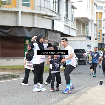 Runner Photo 8002363