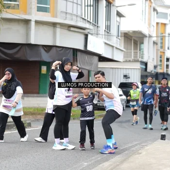 Runner Photo 8002374