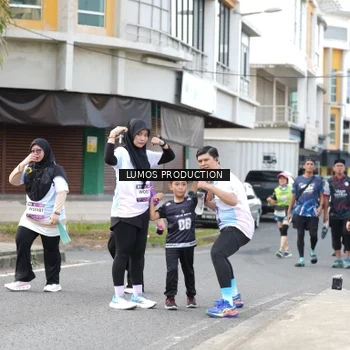 Runner Photo 8002375