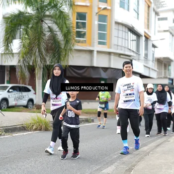 Runner Photo 8002398