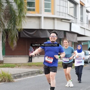 Runner Photo 8002539