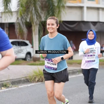Runner Photo 8002545