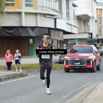 Runner Photo 8002573