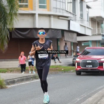 Runner Photo 8002586