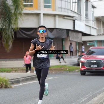 Runner Photo 8002590