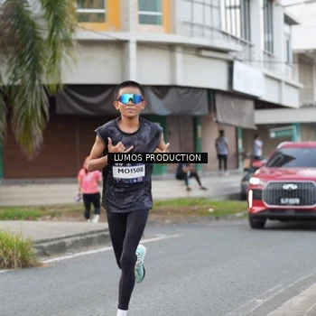 Runner Photo 8002591