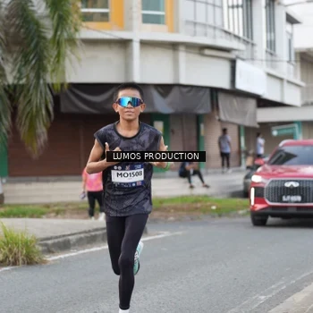 Runner Photo 8002592