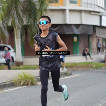 Runner Photo 8002601