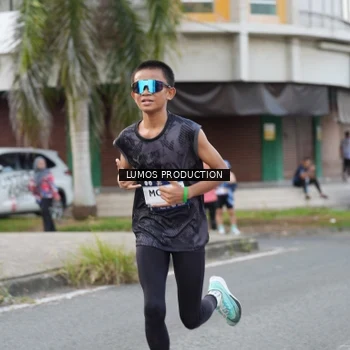 Runner Photo 8002603