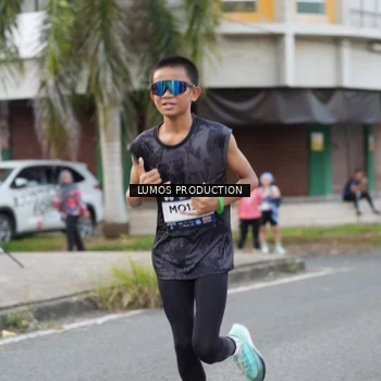 Runner Photo 8002605