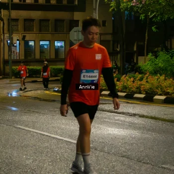 Runner Photo 8002649
