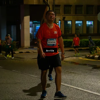 Runner Photo 8002657