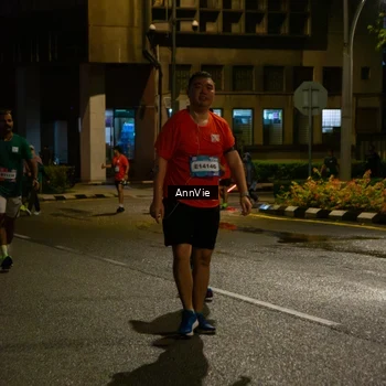 Runner Photo 8002659