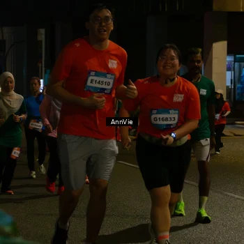 Runner Photo 8002660