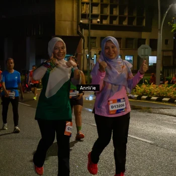 Runner Photo 8002668