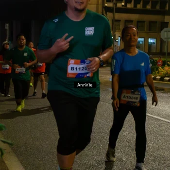 Runner Photo 8002675