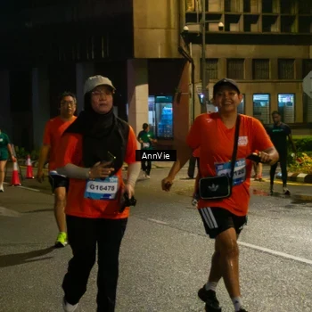 Runner Photo 8002682