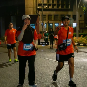 Runner Photo 8002684