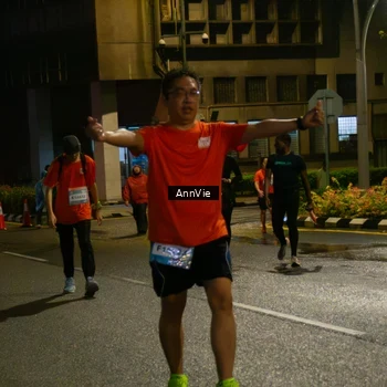 Runner Photo 8002688