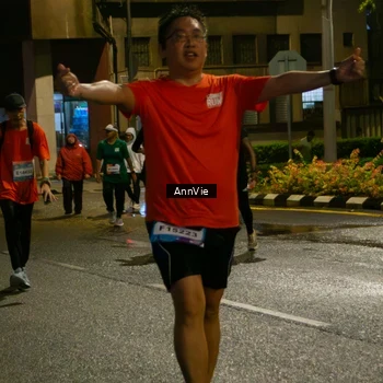 Runner Photo 8002689
