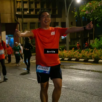 Runner Photo 8002694