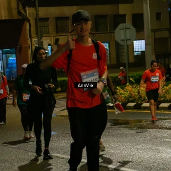 Runner Photo 8002695