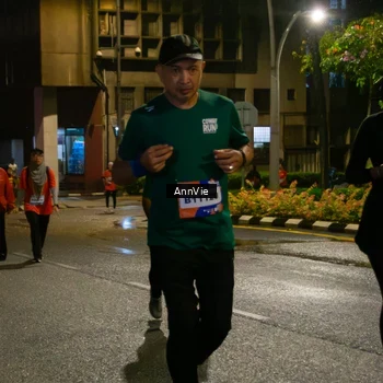 Runner Photo 8002701
