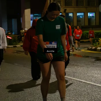 Runner Photo 8002702