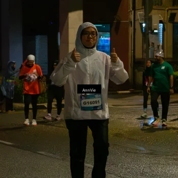Runner Photo 8002703
