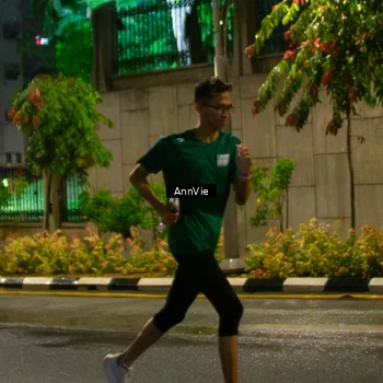Runner Photo 8002776