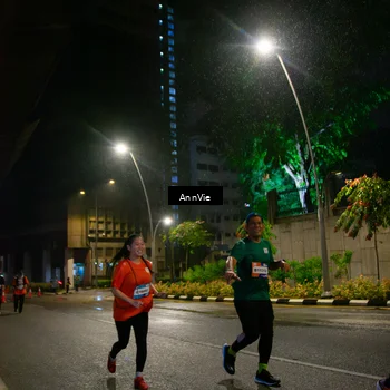 Runner Photo 8002792
