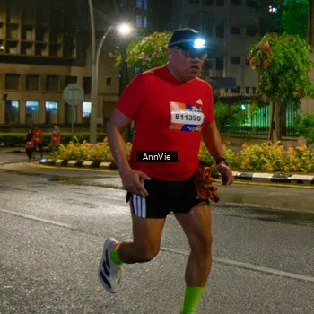 Runner Photo 8002828