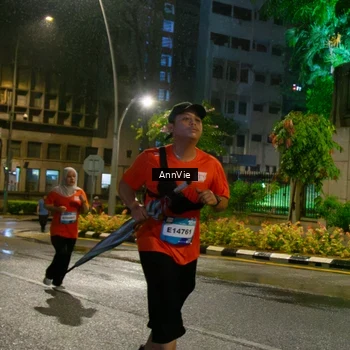 Runner Photo 8002840