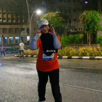 Runner Photo 8002900