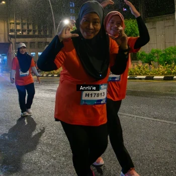 Runner Photo 8002901