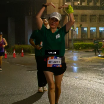 Runner Photo 8002920