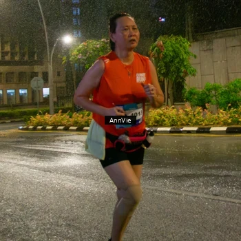 Runner Photo 8002924