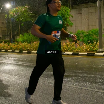 Runner Photo 8002925