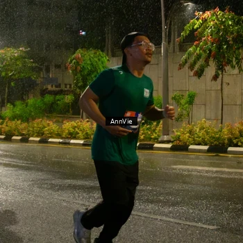 Runner Photo 8002928