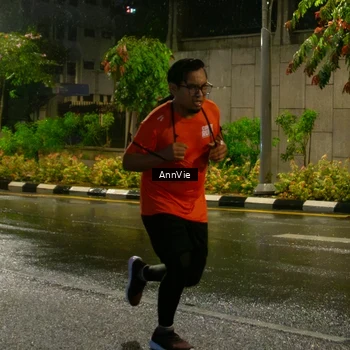 Runner Photo 8003055