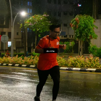 Runner Photo 8003056