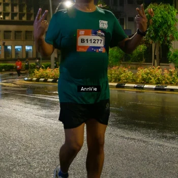 Runner Photo 8003060