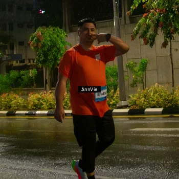 Runner Photo 8003073