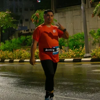 Runner Photo 8003074