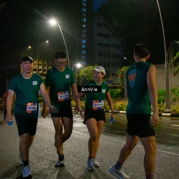 Runner Photo 8003080