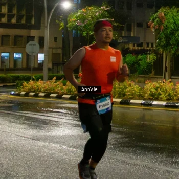 Runner Photo 8003083