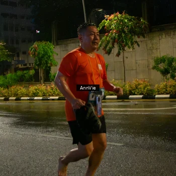 Runner Photo 8003095