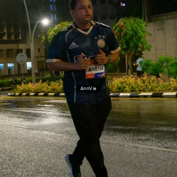 Runner Photo 8003101